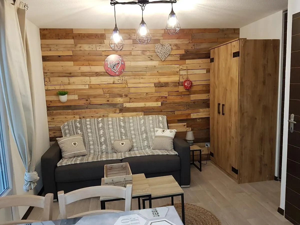 Bel Apt 4 Pers Dernier Etage Balcon Vue Montagne Люс-Сен-Совёр