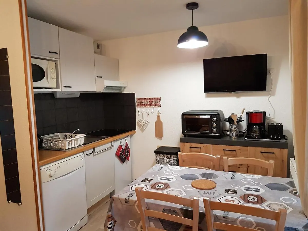 Bel Apt 4 Pers Dernier Etage Balcon Vue Montagne Люс-Сен-Совёр